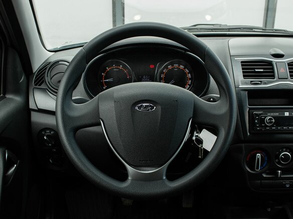 2024 Lada (ВАЗ) Granta I Рестайлинг, серебристый, 700000 рублей - вид 13