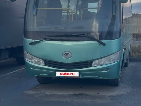 2009 Yutong ZK6737D, зелёный, 1500000 рублей, вид 2