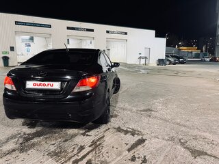 2011 Hyundai Solaris I, чёрный, 430000 рублей, вид 4