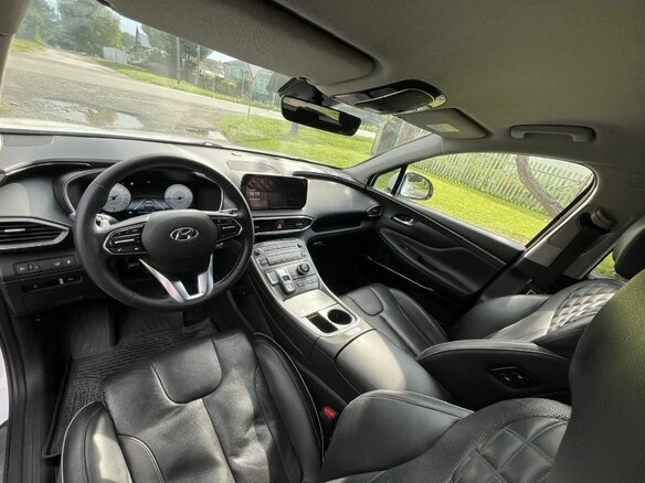 2021 Hyundai Santa Fe IV Рестайлинг, белый, 3500000 рублей - вид 8