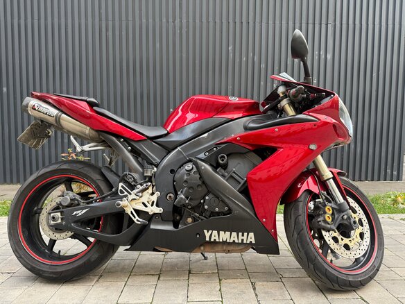 2005 Yamaha YZF-R1, красный, 600000 рублей - вид 1