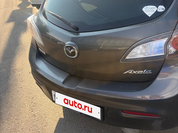2011 Mazda Axela II Рестайлинг, серебристый, 800000 рублей - вид 5