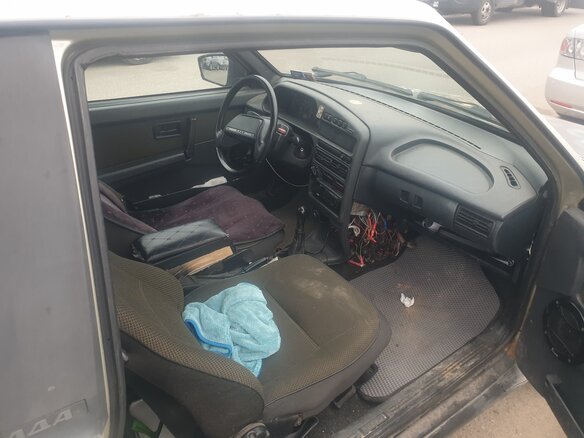 2006 Lada (ВАЗ) 2113, серебристый, 119000 рублей - вид 12