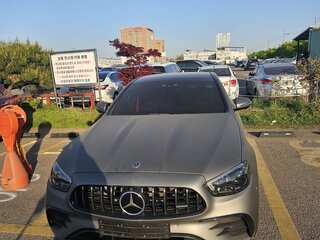 2021 Mercedes-Benz E-Класс AMG 53 AMG V (W213) Рестайлинг, серый, 6650000 рублей, вид 3