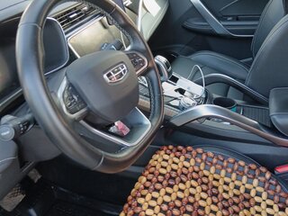2024 Geely Atlas Pro, белый, 1350000 рублей, вид 5
