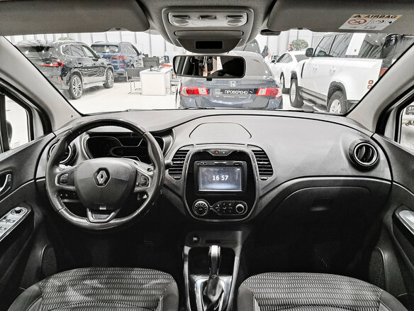 2017 Renault Kaptur I, белый, 850000 рублей - вид 13