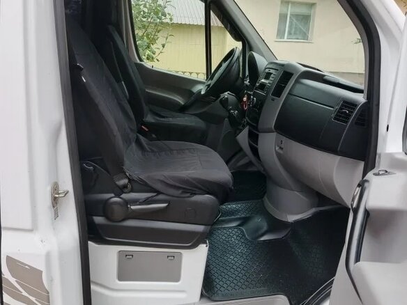 2016 Mercedes-Benz Sprinter, белый, 3800000 рублей - вид 3