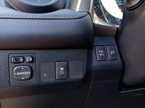 2013 Toyota RAV4 IV (XA40), серый - вид 12