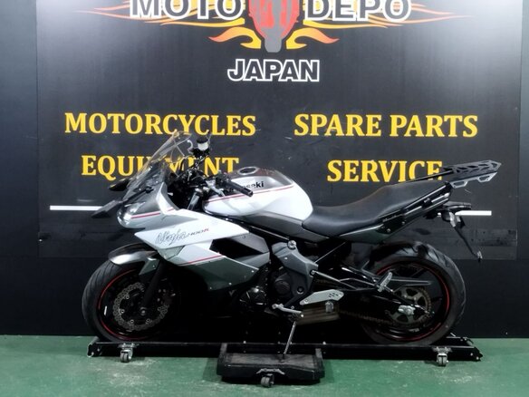 2013 Kawasaki ER-4F (Ninja 400R), белый, 349000 рублей - вид 25