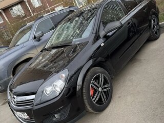 2009 Opel Astra H Рестайлинг, чёрный, 450000 рублей, вид 1