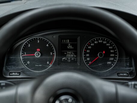 2013 Volkswagen Caravelle T5 Рестайлинг, серый, 1906000 рублей, вид 5