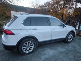 2021 Volkswagen Tiguan II Рестайлинг, белый, 2200000 рублей, вид 3
