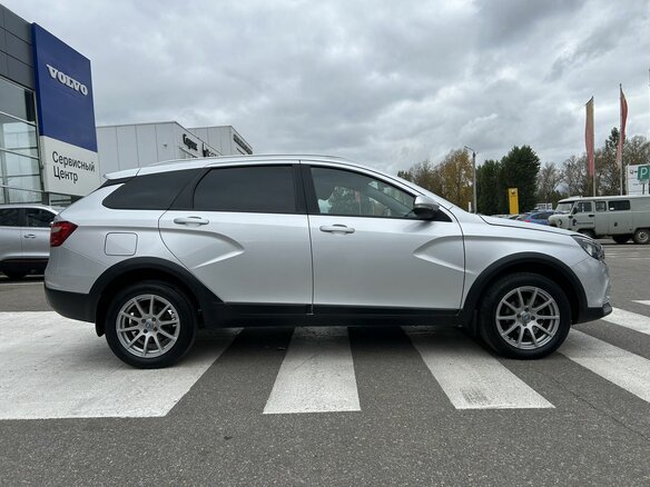 2019 Lada (ВАЗ) Vesta SW Cross I, серебристый, 1230000 рублей - вид 9