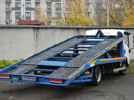 2021 Isuzu Elf (N-series), белый, 2800000 рублей, вид 4