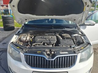 2014 Skoda Octavia III (A7), белый, 850000 рублей, вид 2