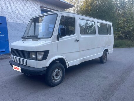 1978 Mercedes-Benz T1, белый, 300000 рублей, вид 2