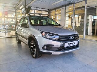 2026 Lada (ВАЗ) Granta Cross I Рестайлинг, серебристый, 1391000 рублей, вид 3
