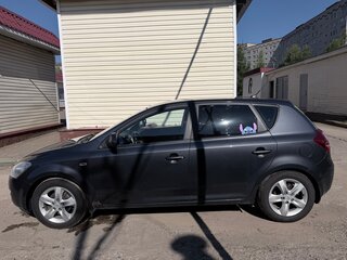 2009 Kia Ceed I, серый, 850000 рублей, вид 5