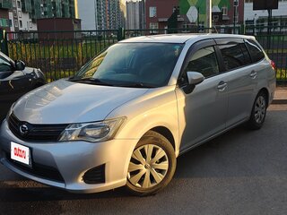 2013 Toyota Corolla Fielder XI (E160, E170, E180), серебристый, 840000 рублей, вид 1