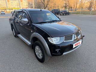 2013 Mitsubishi L200 IV, чёрный, 1420000 рублей, вид 1