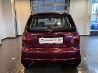 2009 Daewoo Matiz II, красный, 145000 рублей, вид 4