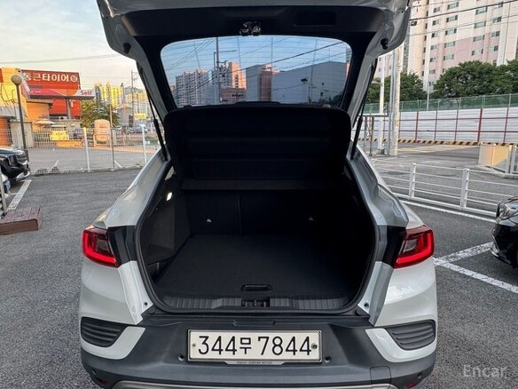 2023 Renault Samsung XM3, серый, 1440000 рублей - вид 16