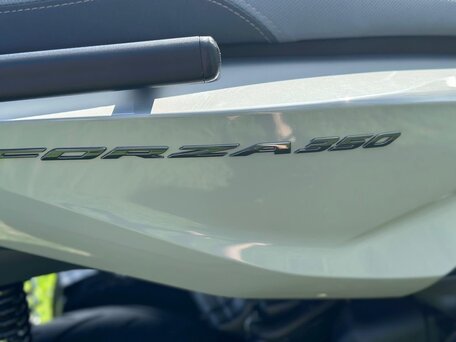 2023 Honda CB 350, серебристый, 650000 рублей, вид 4