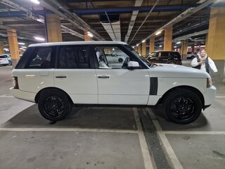 2010 Land Rover Range Rover III Рестайлинг 2, белый, 2500000 рублей, вид 5