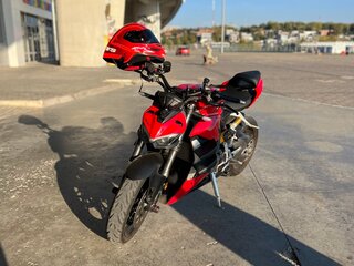 2022 Ducati Streetfighter V2, красный, 1000000 рублей, вид 2