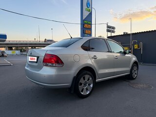 2011 Volkswagen Polo V, серебристый, 590000 рублей, вид 3