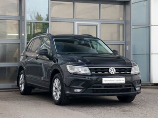 2020 Volkswagen Tiguan II, чёрный, 1852000 рублей, вид 3