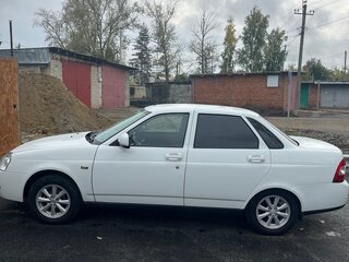 2017 Lada (ВАЗ) Priora I Рестайлинг, белый, 450000 рублей, вид 4