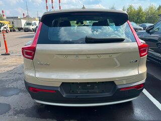 2024 Volvo XC40 I Рестайлинг, бежевый, 3300000 рублей, вид 5