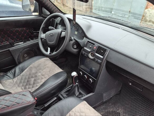 2008 Lada (ВАЗ) Priora I, чёрный, 390000 рублей - вид 4
