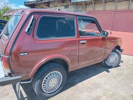 2001 Lada (ВАЗ) 2121 (4x4) I Рестайлинг, пурпурный, 258000 рублей, вид 4