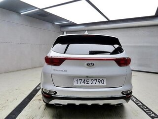 2021 Kia Sportage IV Рестайлинг, серый, 1580999 рублей, вид 4