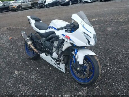 2018 Suzuki GSX-R 1000, чёрный, 1044485 рублей, вид 1