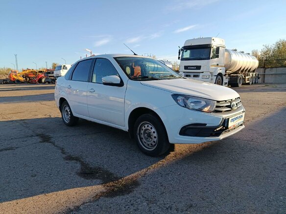 2024 Lada (ВАЗ) Granta I Рестайлинг, белый, 657660 рублей