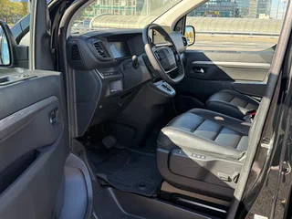2025 Peugeot Traveller Long I Рестайлинг, чёрный, 5800000 рублей, вид 5
