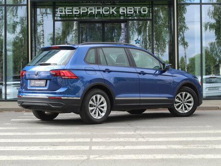 2021 Volkswagen Tiguan II Рестайлинг, синий, 2720000 рублей, вид 3