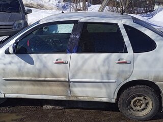 2000 Volkswagen Polo III, белый, 159000 рублей, вид 3