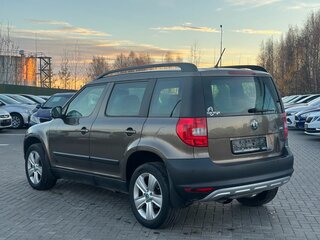 2011 Skoda Yeti I, коричневый, 550000 рублей, вид 5