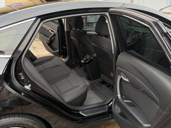 2016 Hyundai i40 I Рестайлинг, чёрный, 1400000 рублей - вид 17