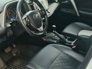 2013 Toyota RAV4 IV (XA40), белый, 1690000 рублей, вид 5