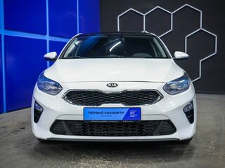 2019 Kia Ceed III, белый, 1650000 рублей, вид 4