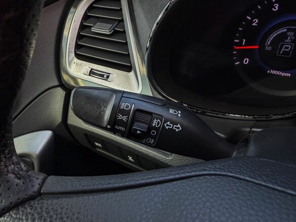 2013 Hyundai Santa Fe III, белый, 1699000 рублей - вид 16
