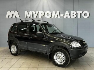 2017 Chevrolet Niva I Рестайлинг, зелёный, 750000 рублей, вид 1