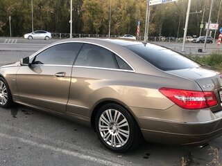 2012 Mercedes-Benz E-Класс 250 7G-Tronic IV (W212, S212, C207), бежевый, 1300000 рублей, вид 4