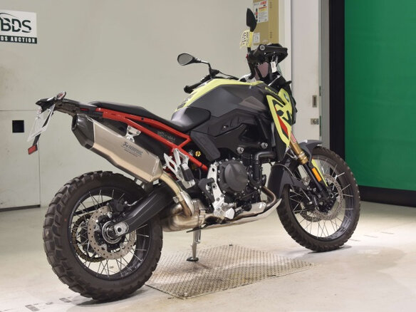 2025 BMW F 900 GS, жёлтый, 1460000 рублей - вид 3
