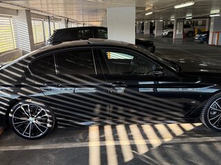 2021 BMW 5 серии 530d VII (G30/G31/G38) Рестайлинг, чёрный, 5250000 рублей, вид 5